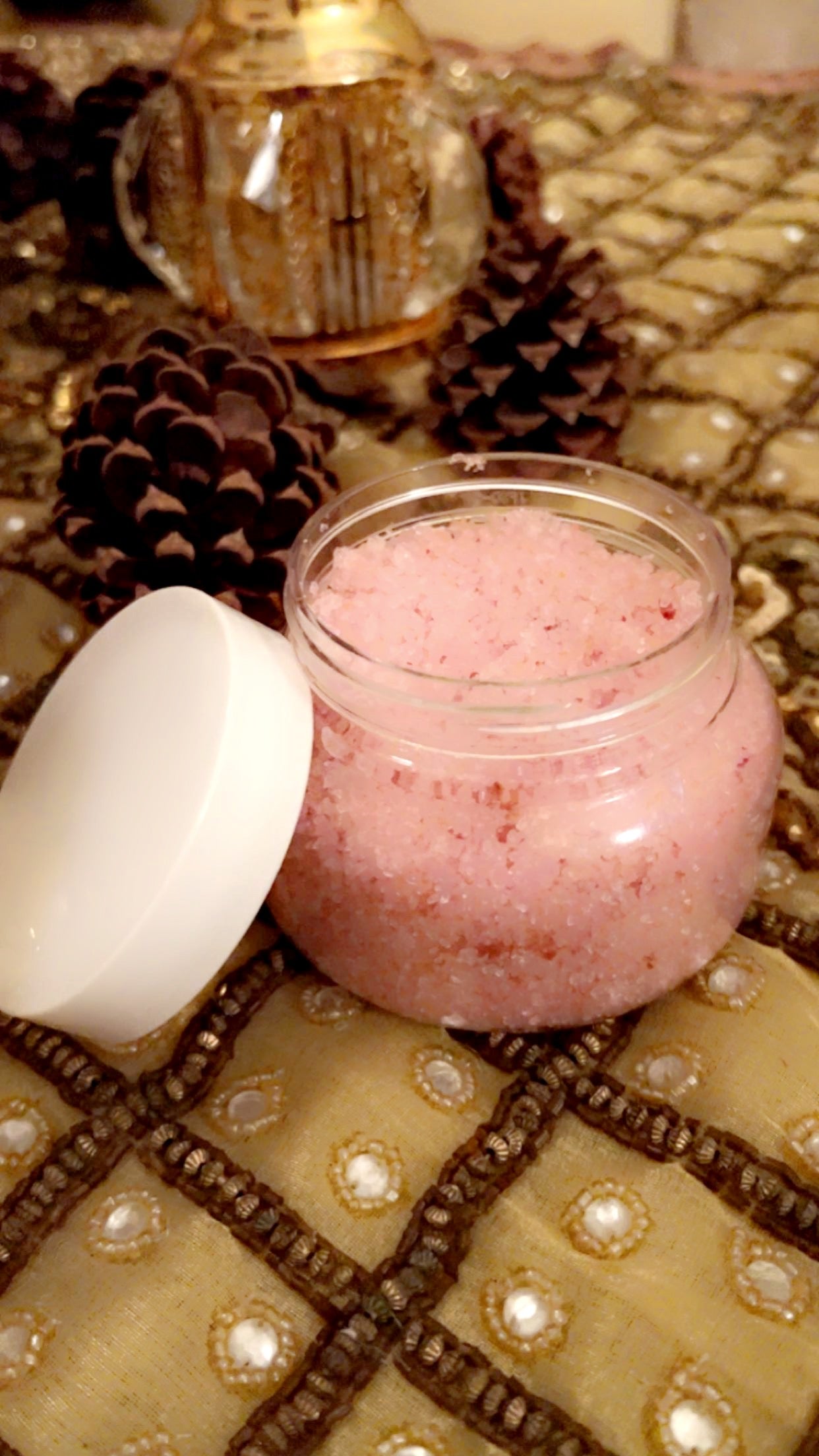 Rose petals natural exfoliating scrub